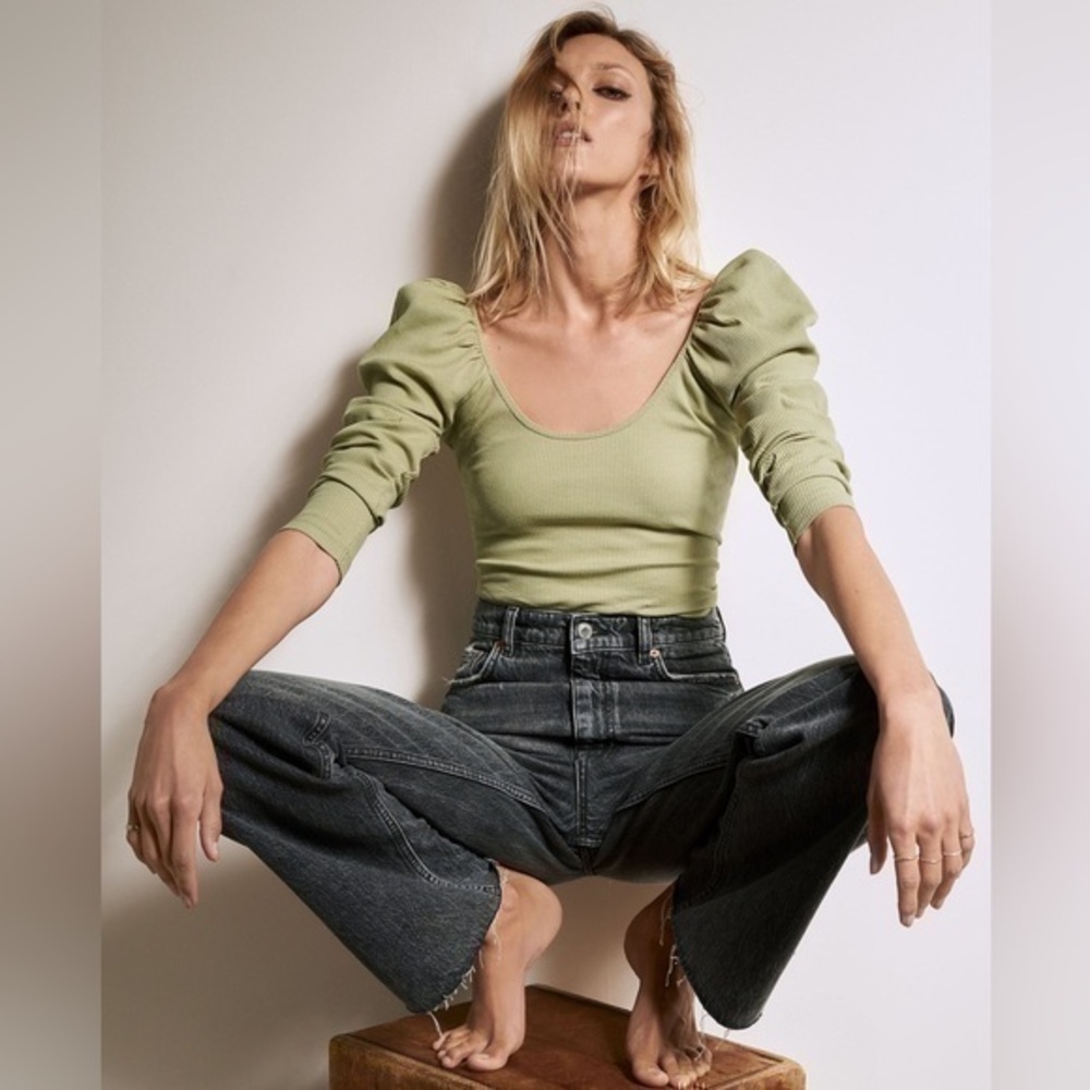 ZARA women’s puff long  sleeve top 0962/645